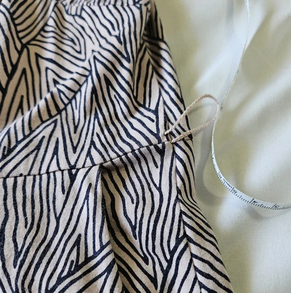 Boden V-Neck Button-Front Maxi Dress - Size 12 - Picture 7 of 12